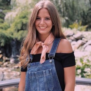 Meet your Posher, Sophia